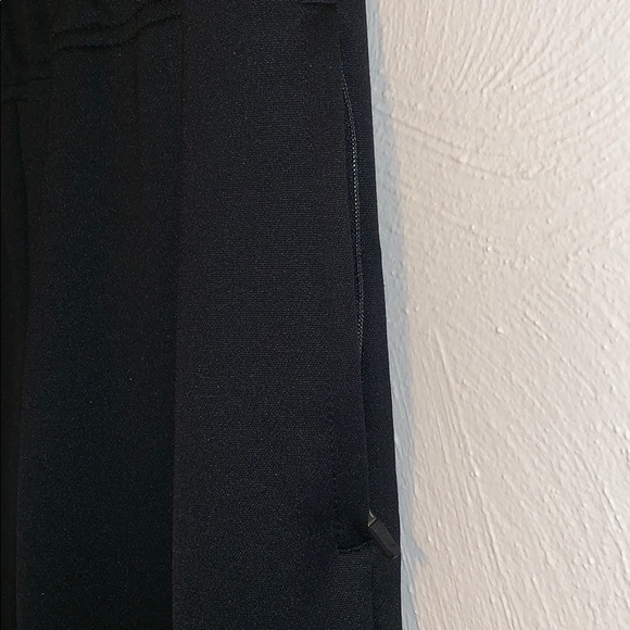 Nike Dri-Fit - Picture 2 of 5